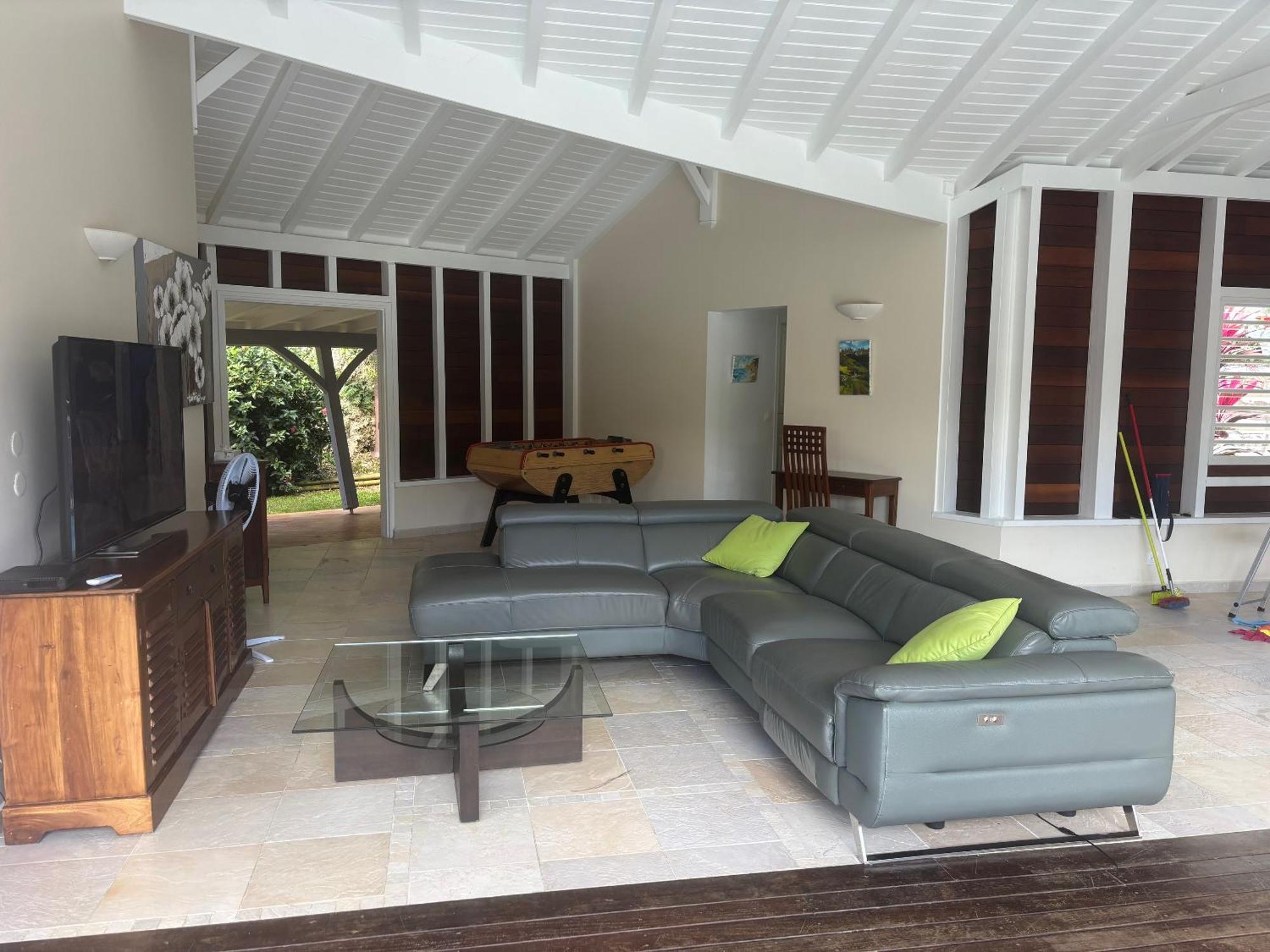 Daja Villa *